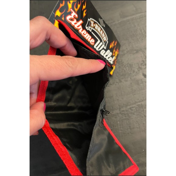 NEW-Mens/Boys Tri Fold Wallet -X-Brand Extreme Wallet -Fire Flames Velcro - Picture 8 of 9